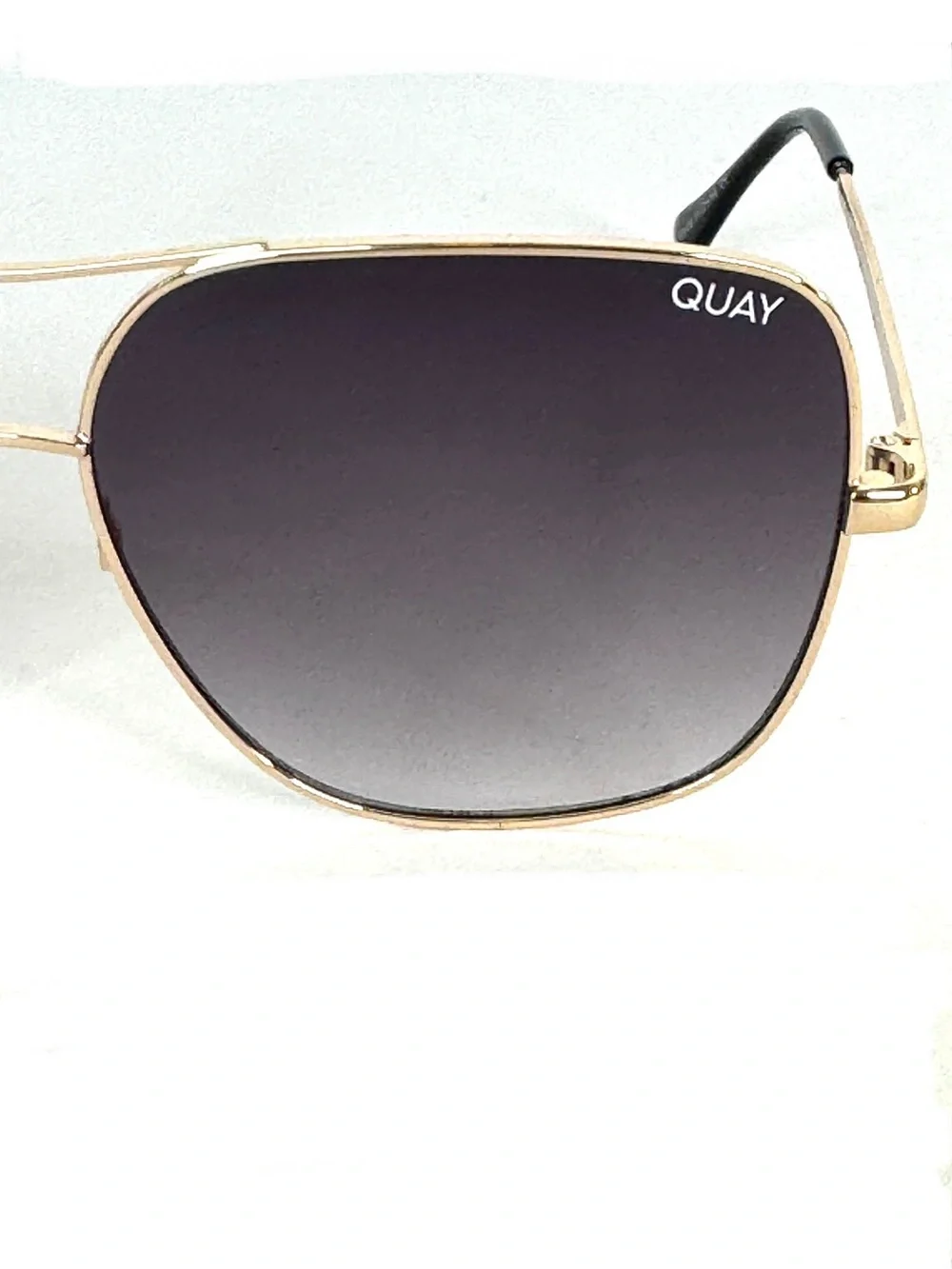 QUAY AUSTRALIA Stop And Stare Sunglasses
